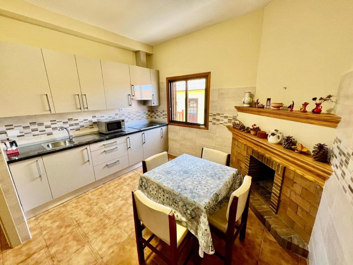 Lovely Spacious Apartment In The Center - Vilaflor Exterior foto